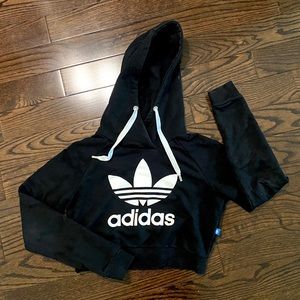 [SOLD] Adidas Logo Crop Black Hoodie (size xs)